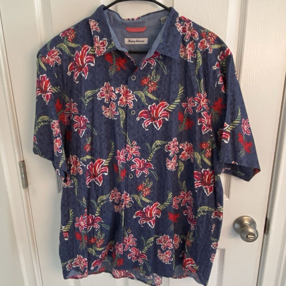 Tommy Bahama Hawaiian Shirt Mens Size Extra Large Floral Hibiscus Button Down XL